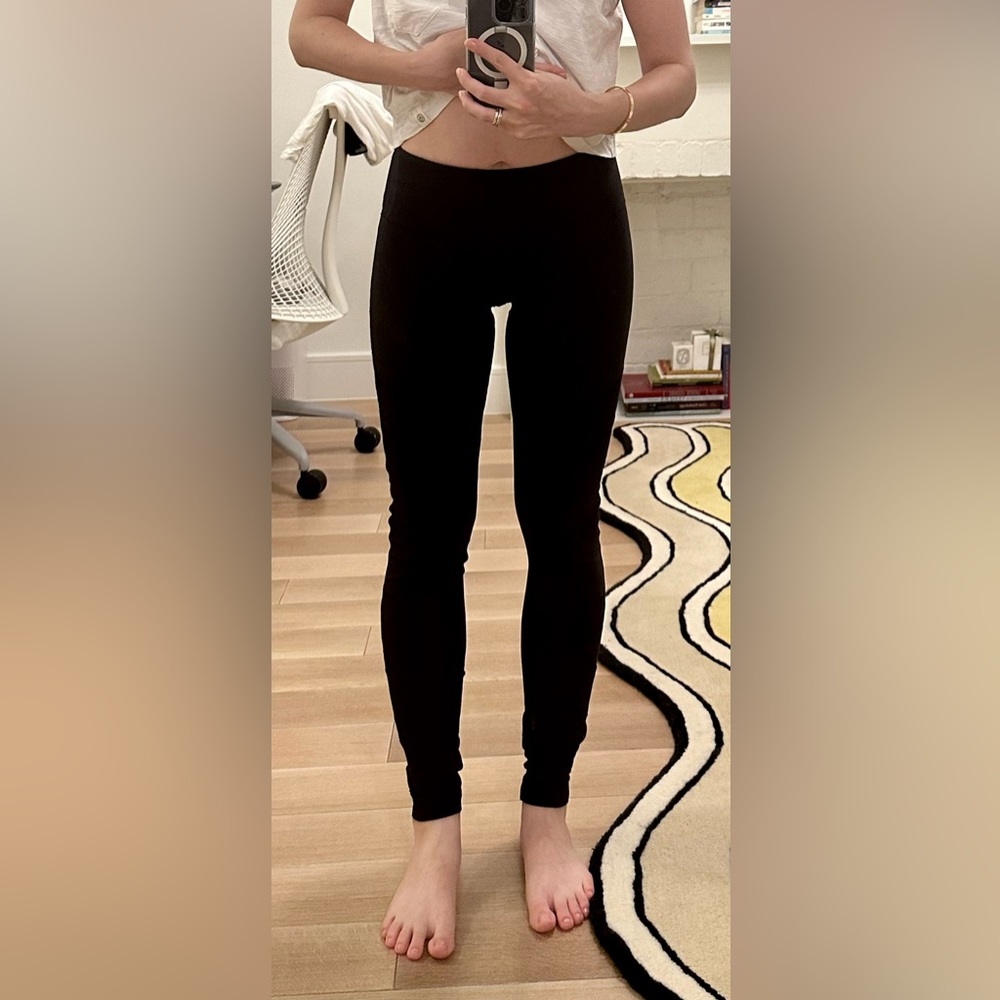 Black lululemon moto leggings size 4